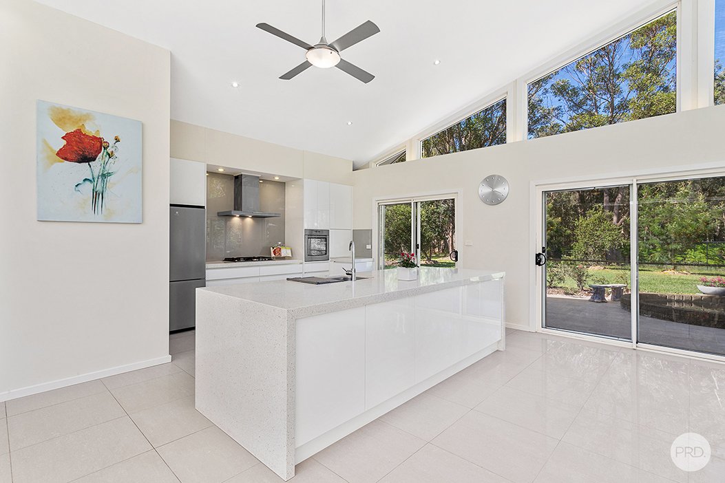 19a Tanilba Ave  TANILBA BAY 7