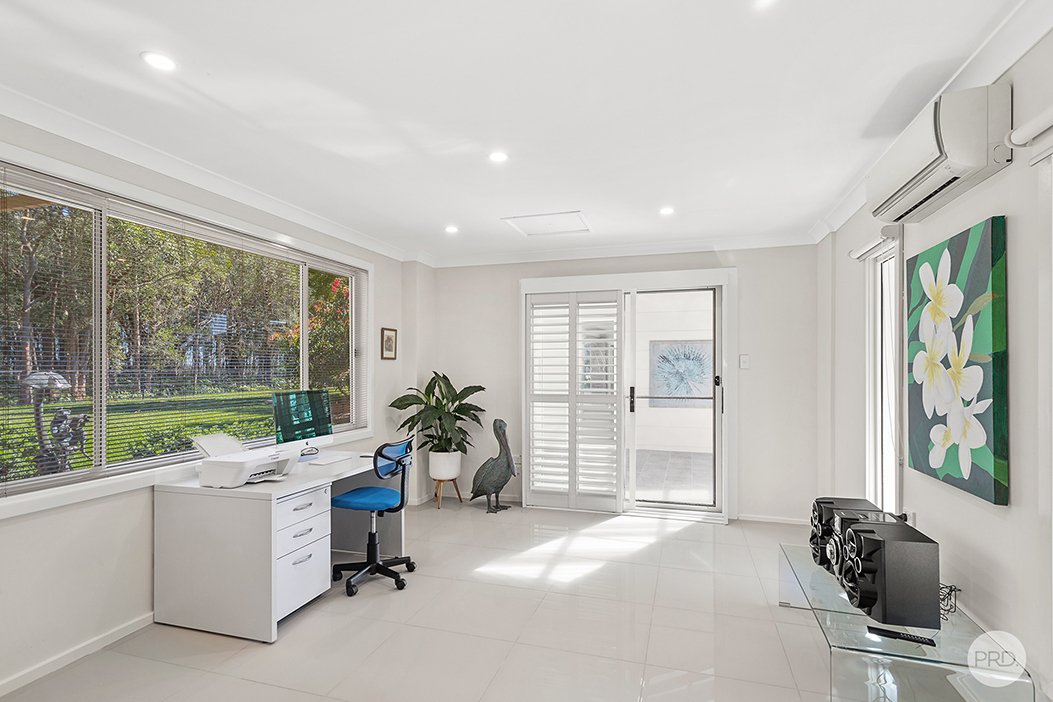 19a Tanilba Ave  TANILBA BAY 25