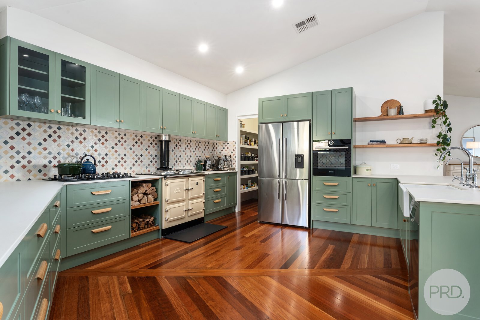 19A Tingara Road (access between 69 & 71 Wallawa Road)  NELSON BAY 13