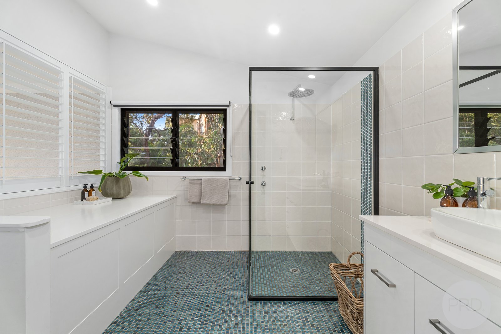 19A Tingara Road (access between 69 & 71 Wallawa Road)  NELSON BAY 18