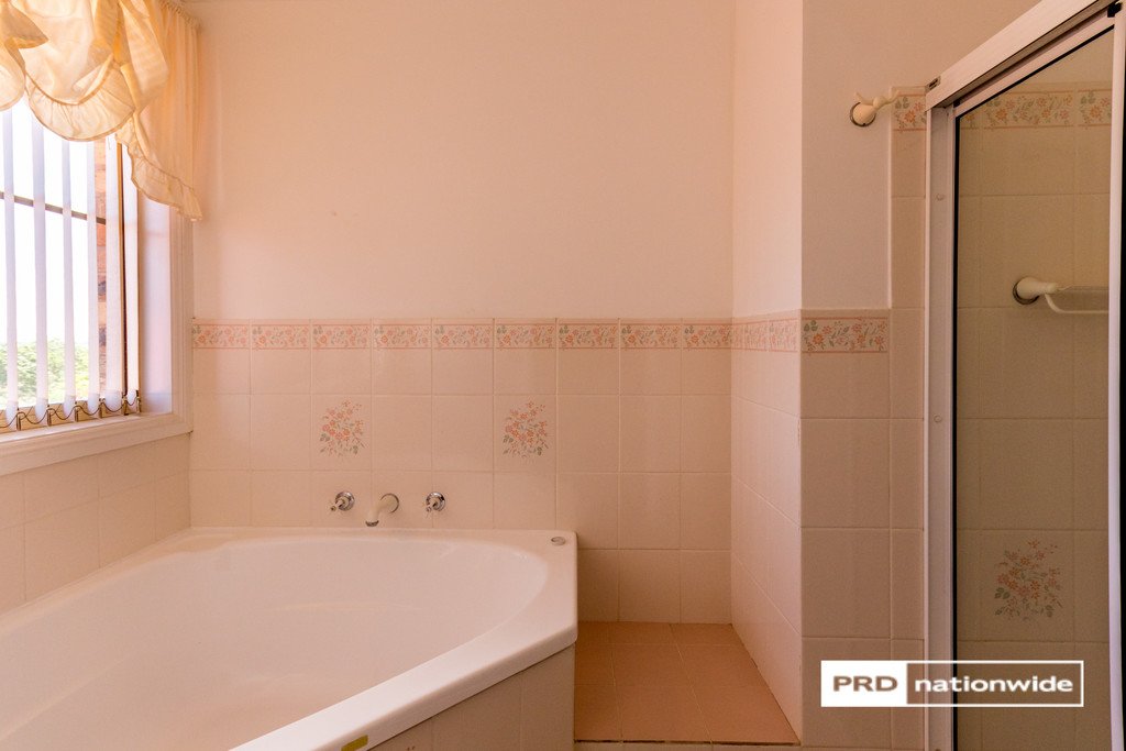 19B Bandalong Street TAMWORTH 10