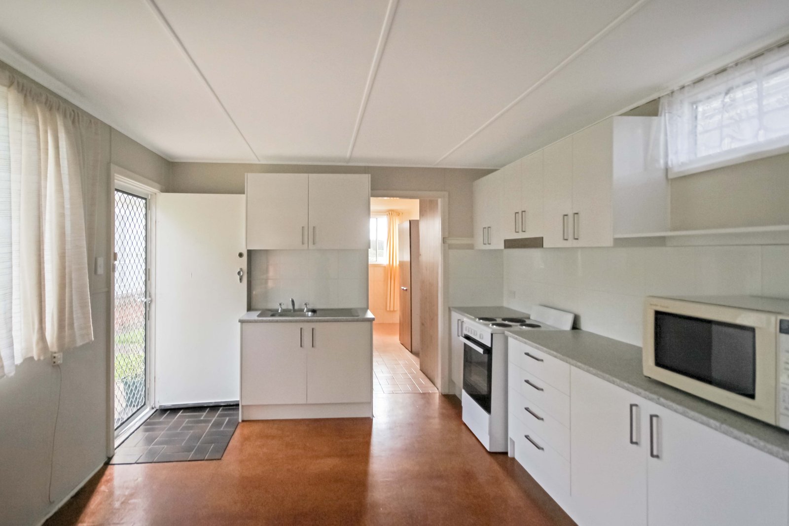 19b Bay Street DUNBOGAN 2