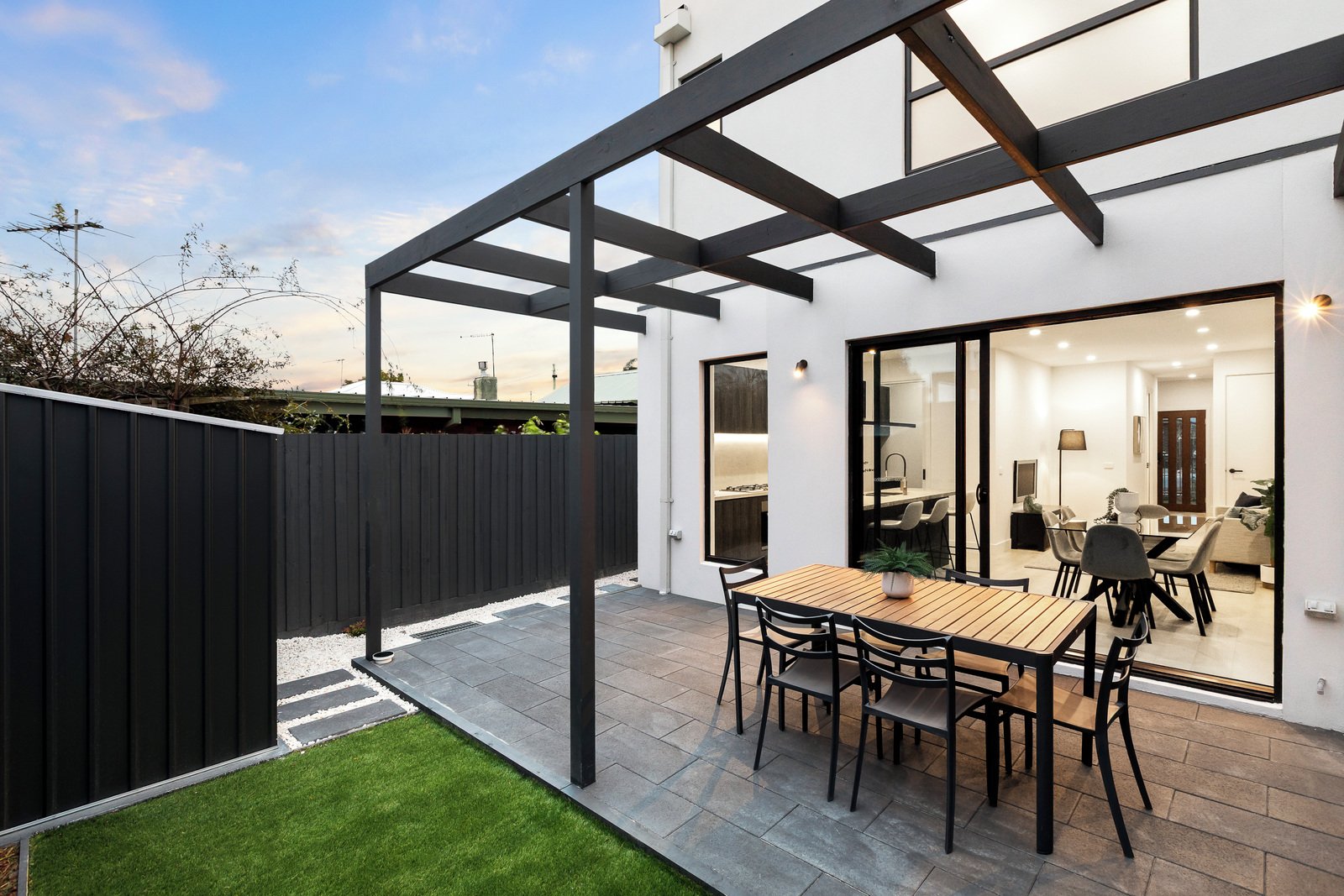 Gallery: 19B Berry Avenue