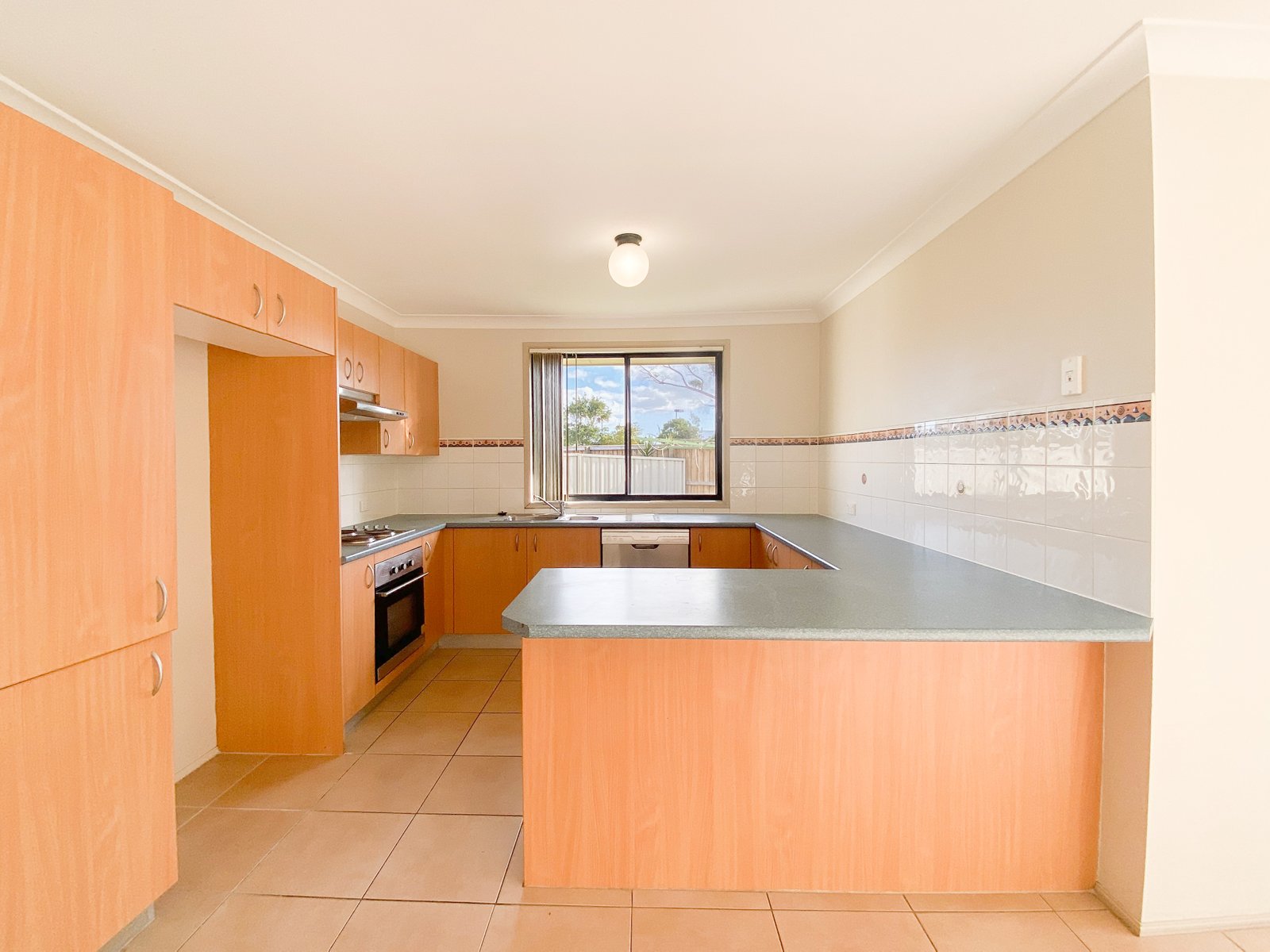 19B Cabin Close SALAMANDER BAY 6