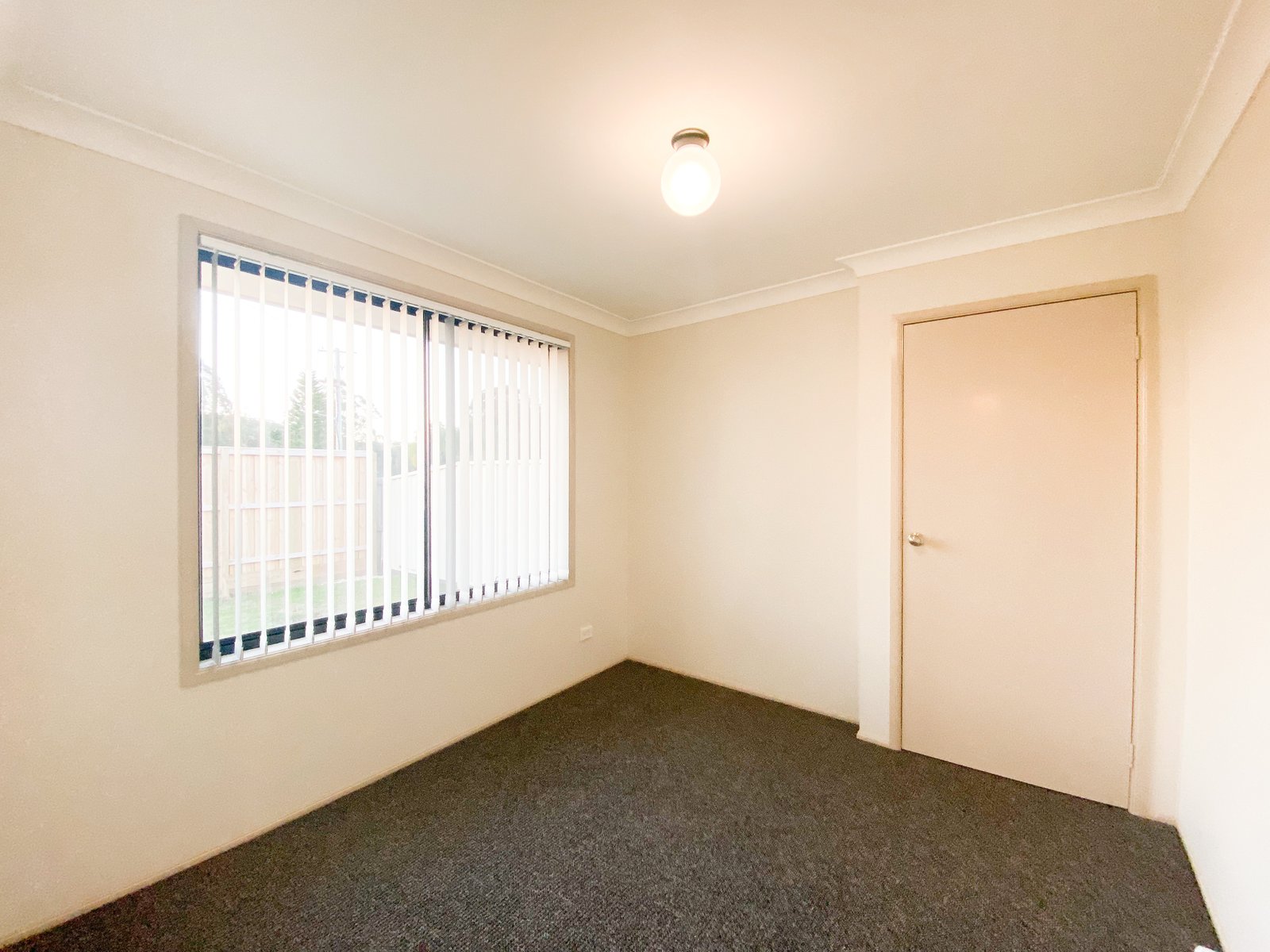 19B Cabin Close SALAMANDER BAY 12