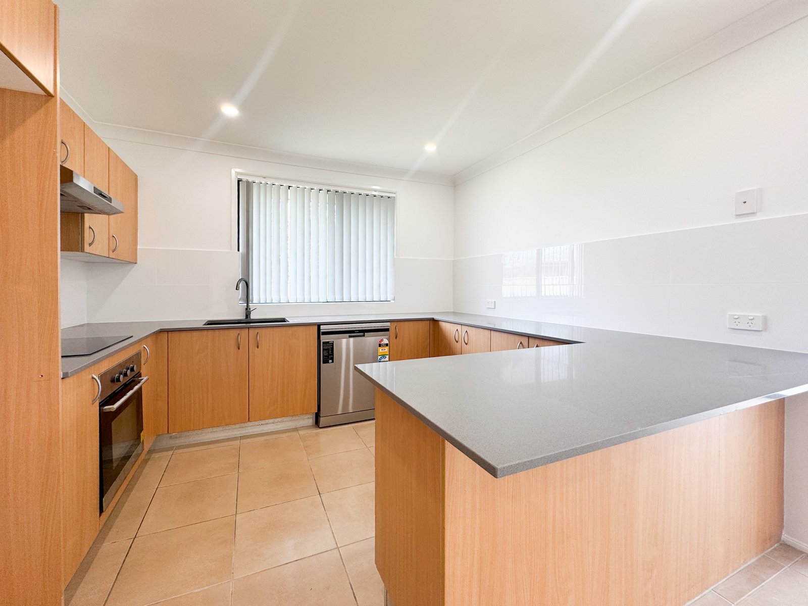 19B Cabin Close SALAMANDER BAY 4