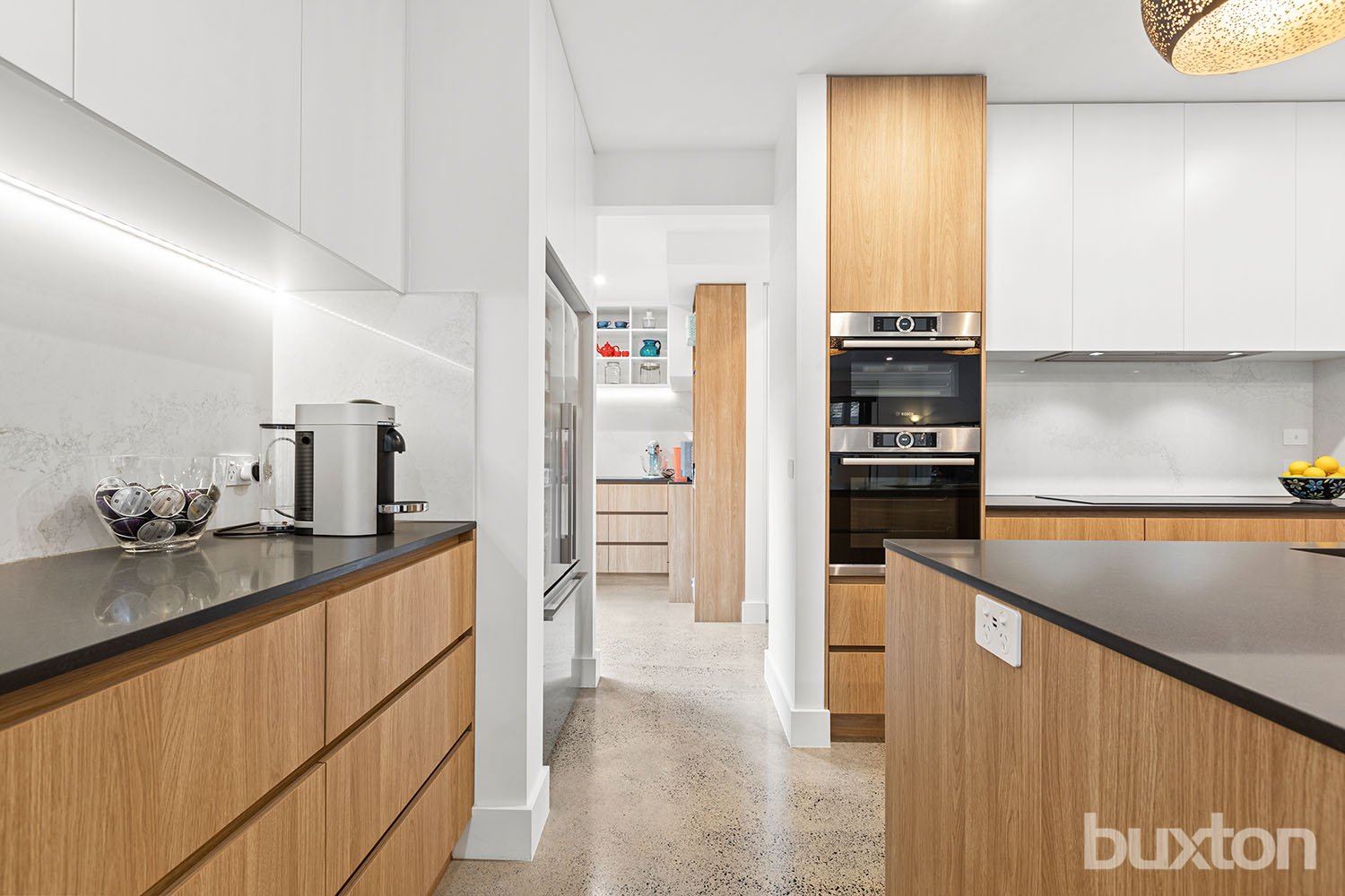 Gallery: 19B Davie Avenue