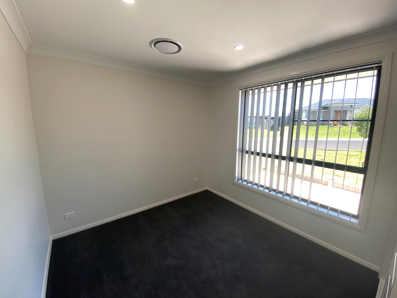 19b Ibis Street TAMWORTH 4