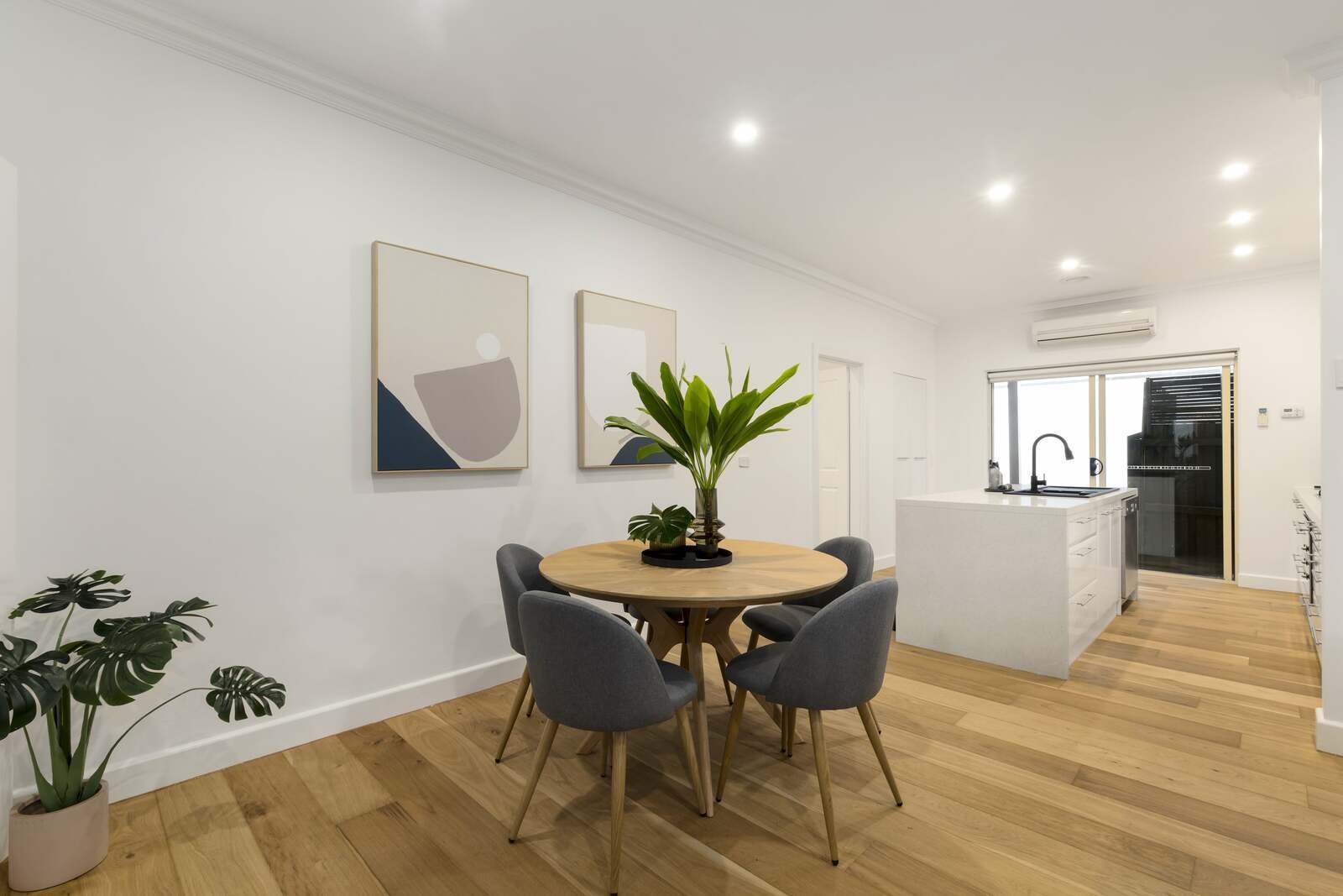 Gallery: 19B Warland Road