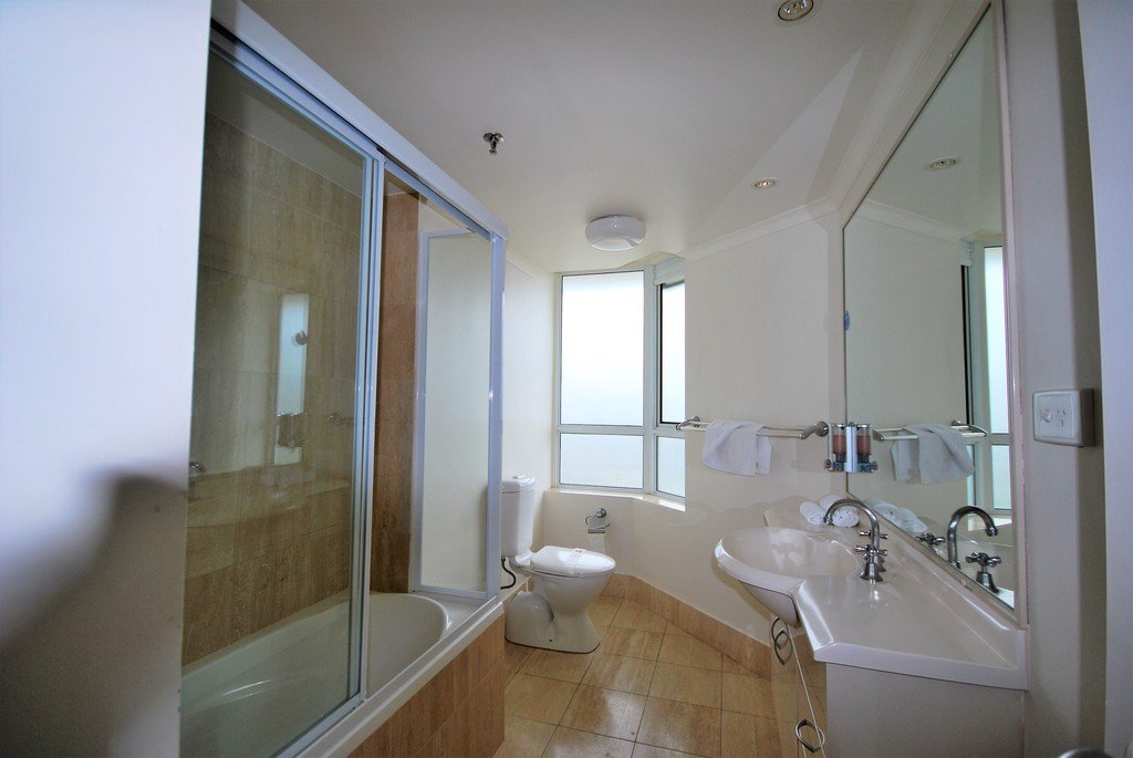 19C Second Ave BURLEIGH HEADS 7
