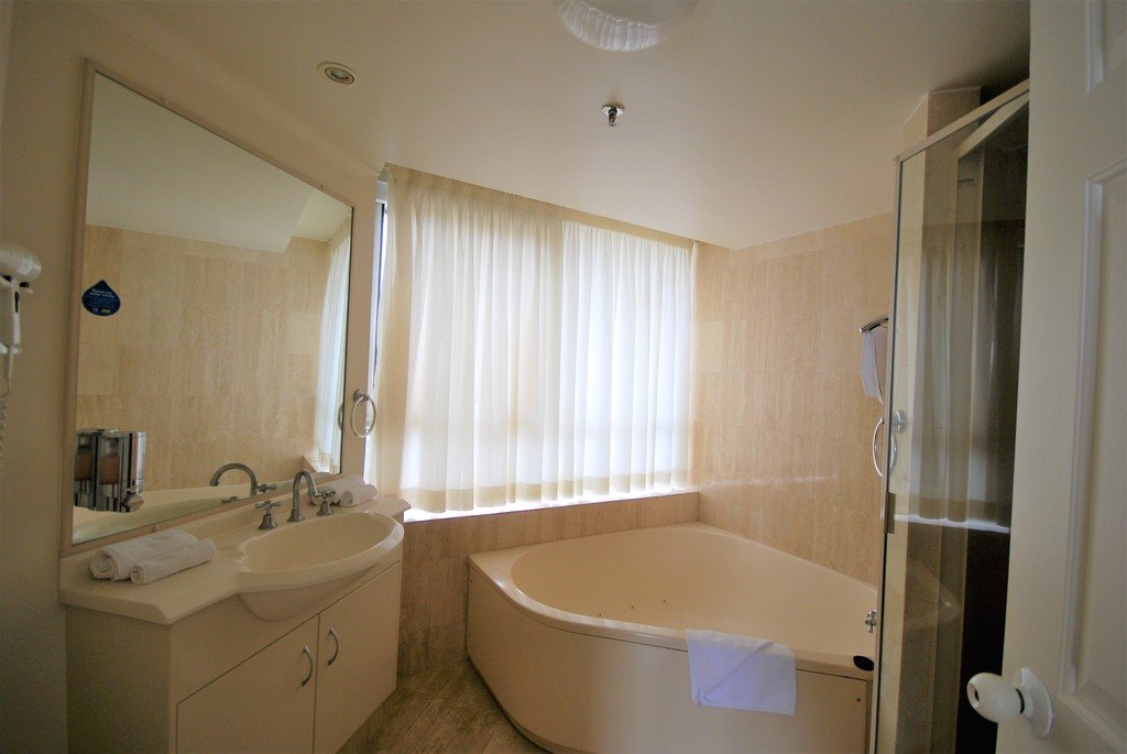 19C Second Ave BURLEIGH HEADS 7