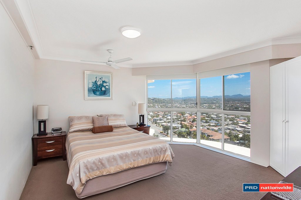 19E/238 THE Esplanade BURLEIGH HEADS 6