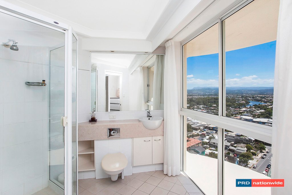 19E/238 THE Esplanade BURLEIGH HEADS 9
