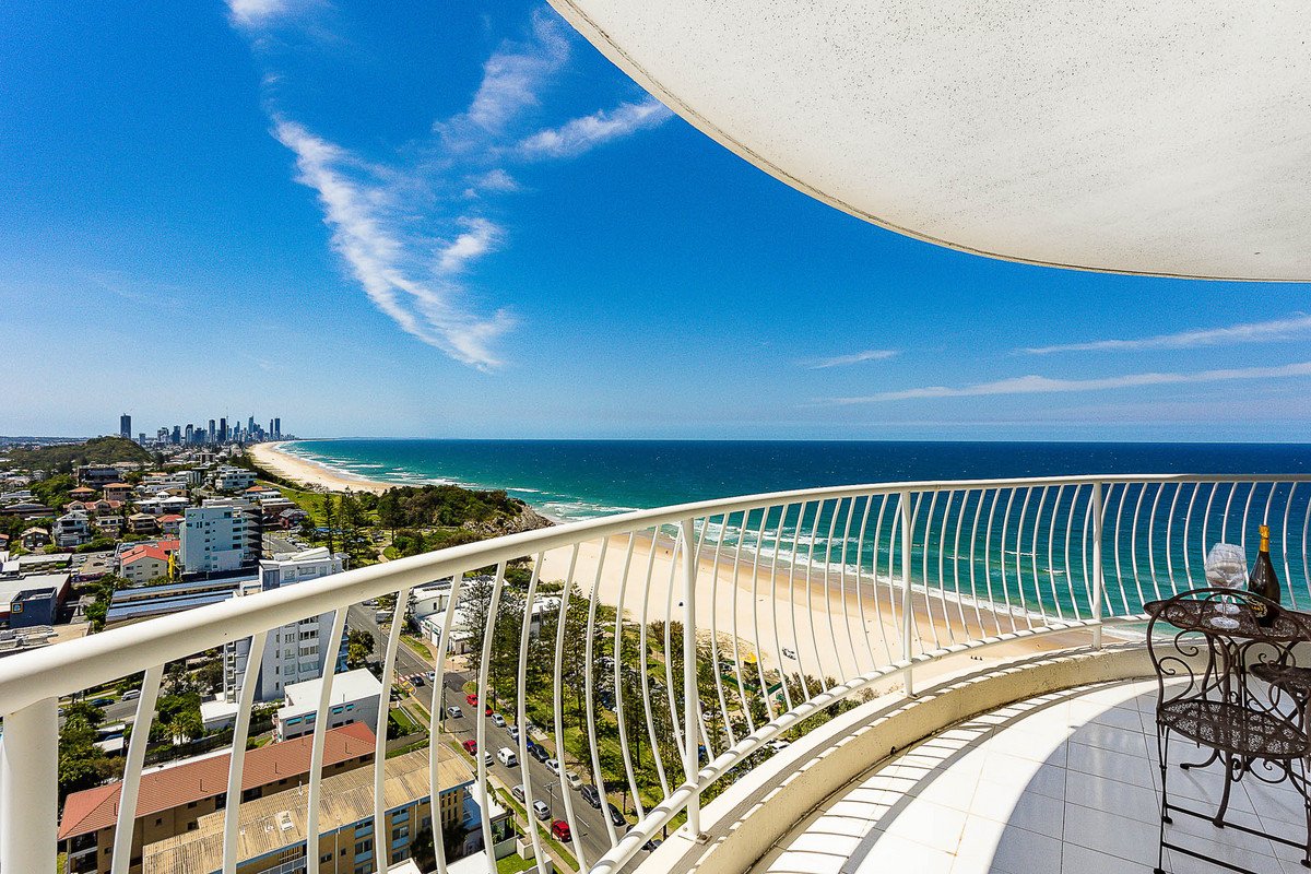 19E/238 The Esplanade Burleigh Heads 17