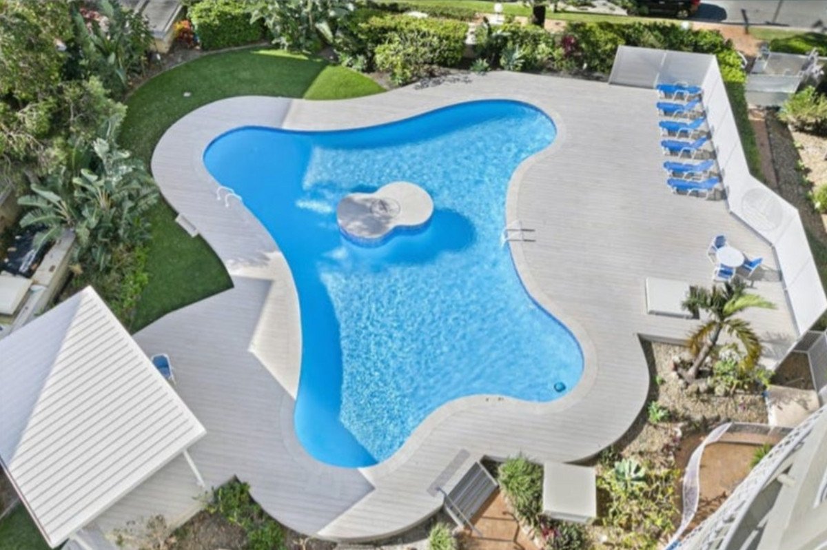 19E/238 The Esplanade Burleigh Heads 24