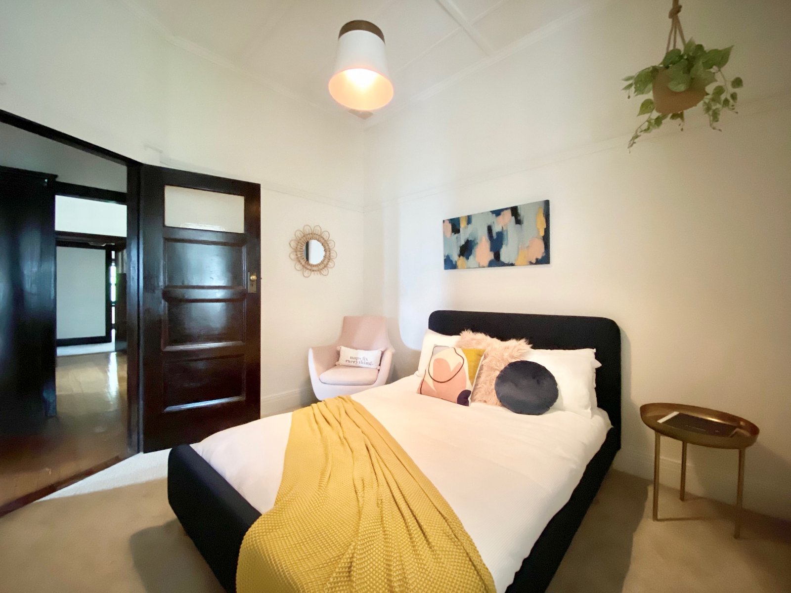 Real Estate and Property in 1a Almond Street, Caulfield South, VIC