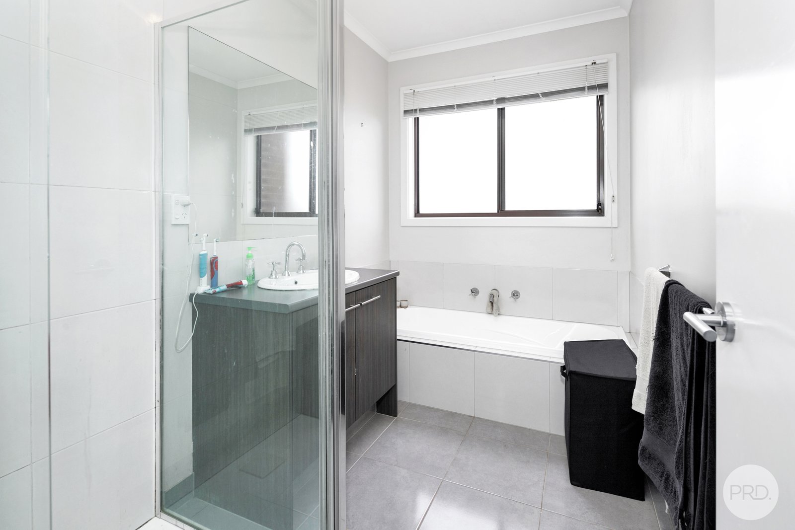 1A Ascot Gardens Drive DELACOMBE 10