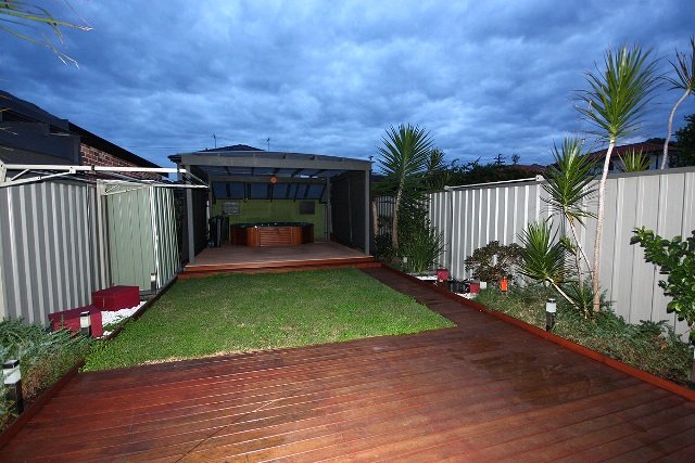 1A Belmont Avenue SANS SOUCI 9
