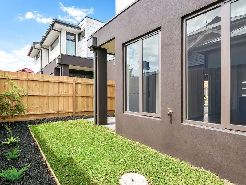 Gallery: 1A Bethell Avenue