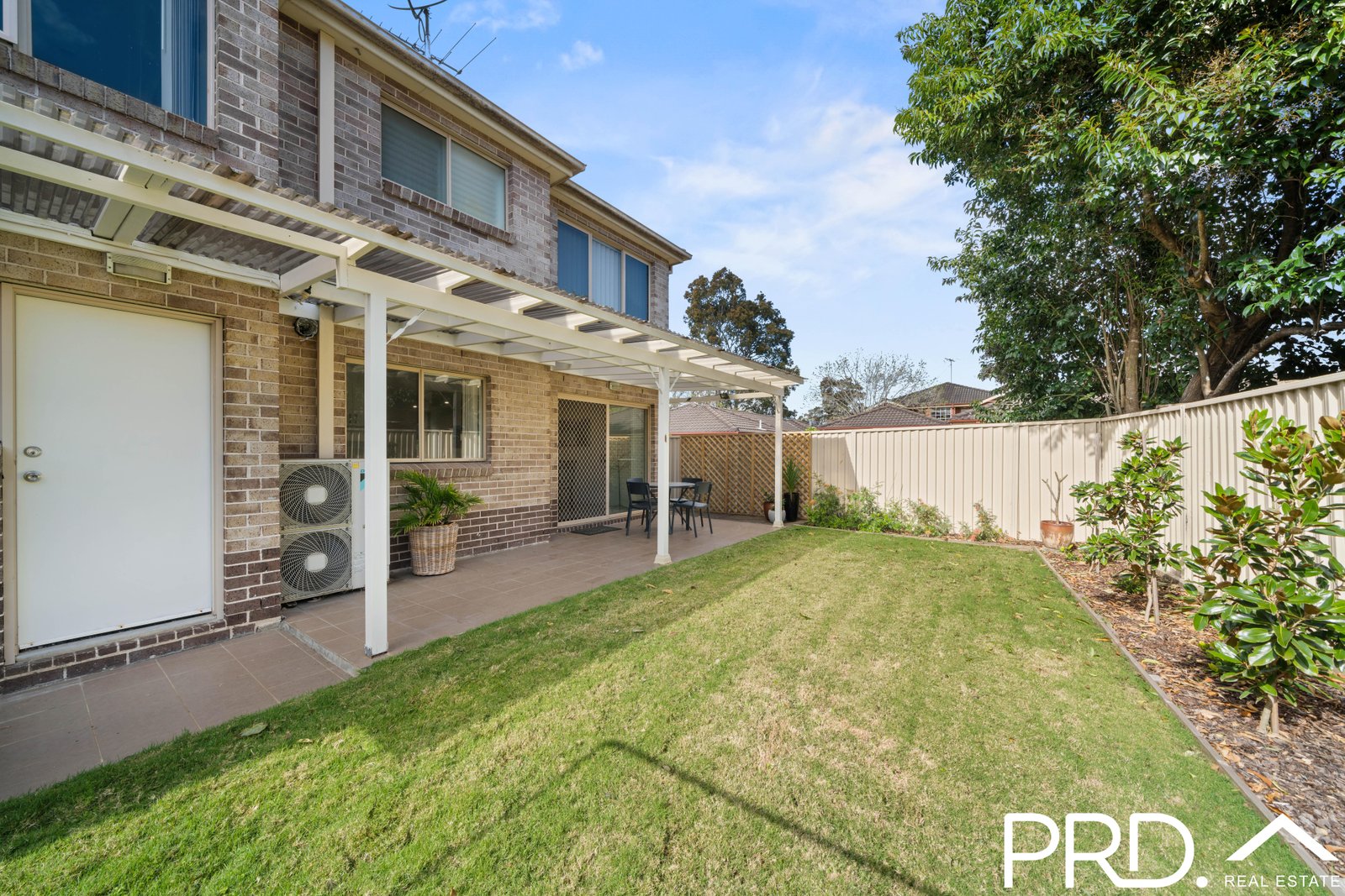 1a Broe Avenue EAST HILLS 6