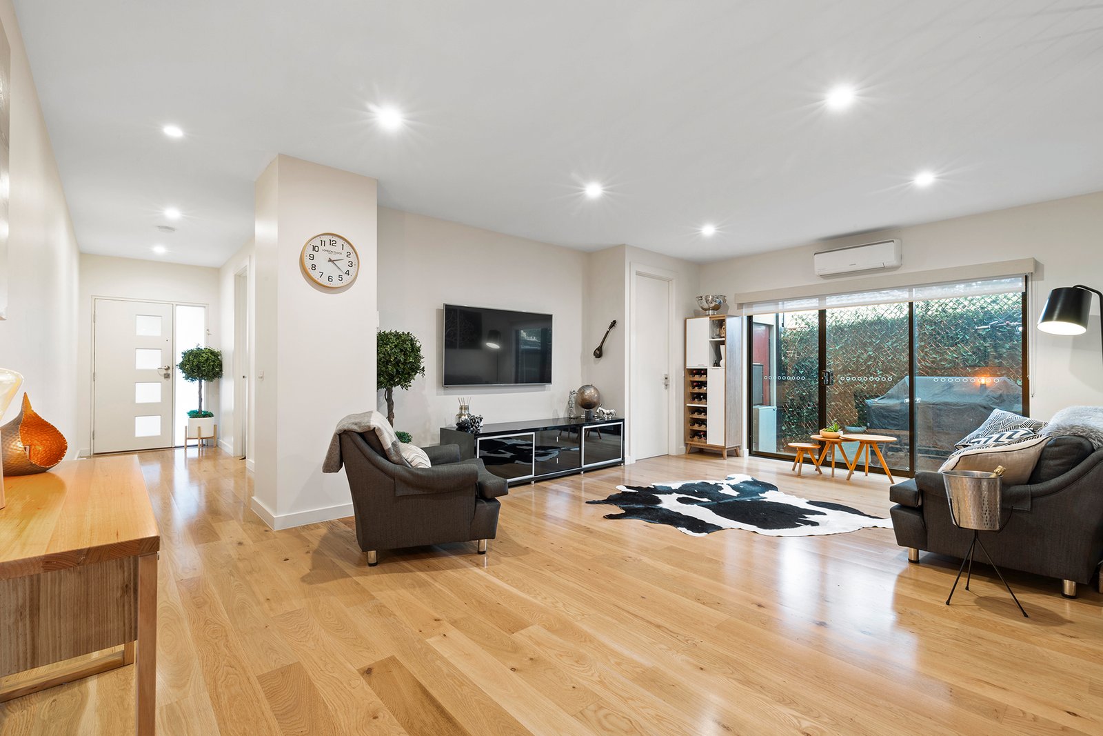 Gallery: 1a Claronga Street