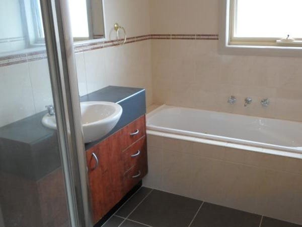 Gallery: 1A Cuthbert Street