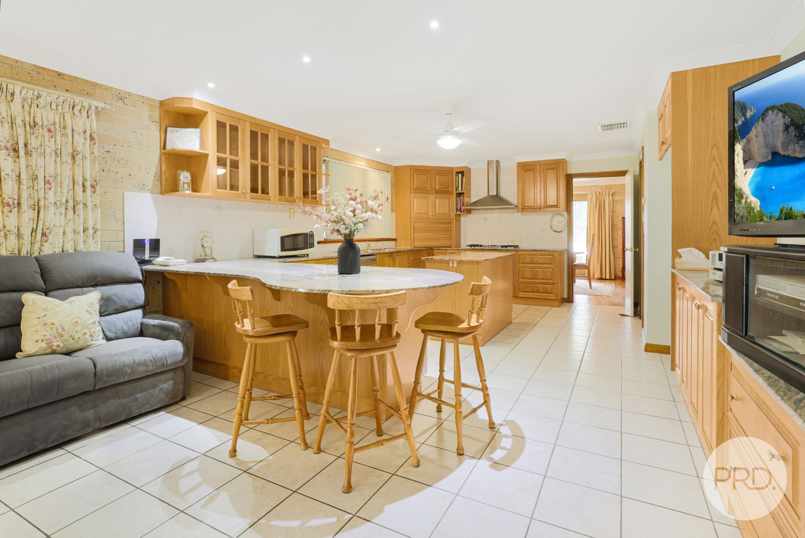 1a Darrell Road TAMWORTH 12