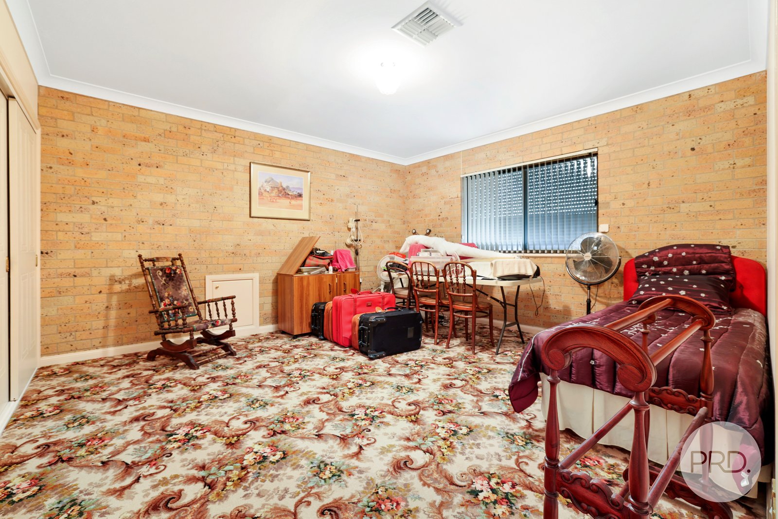 1a Darrell Road TAMWORTH 24