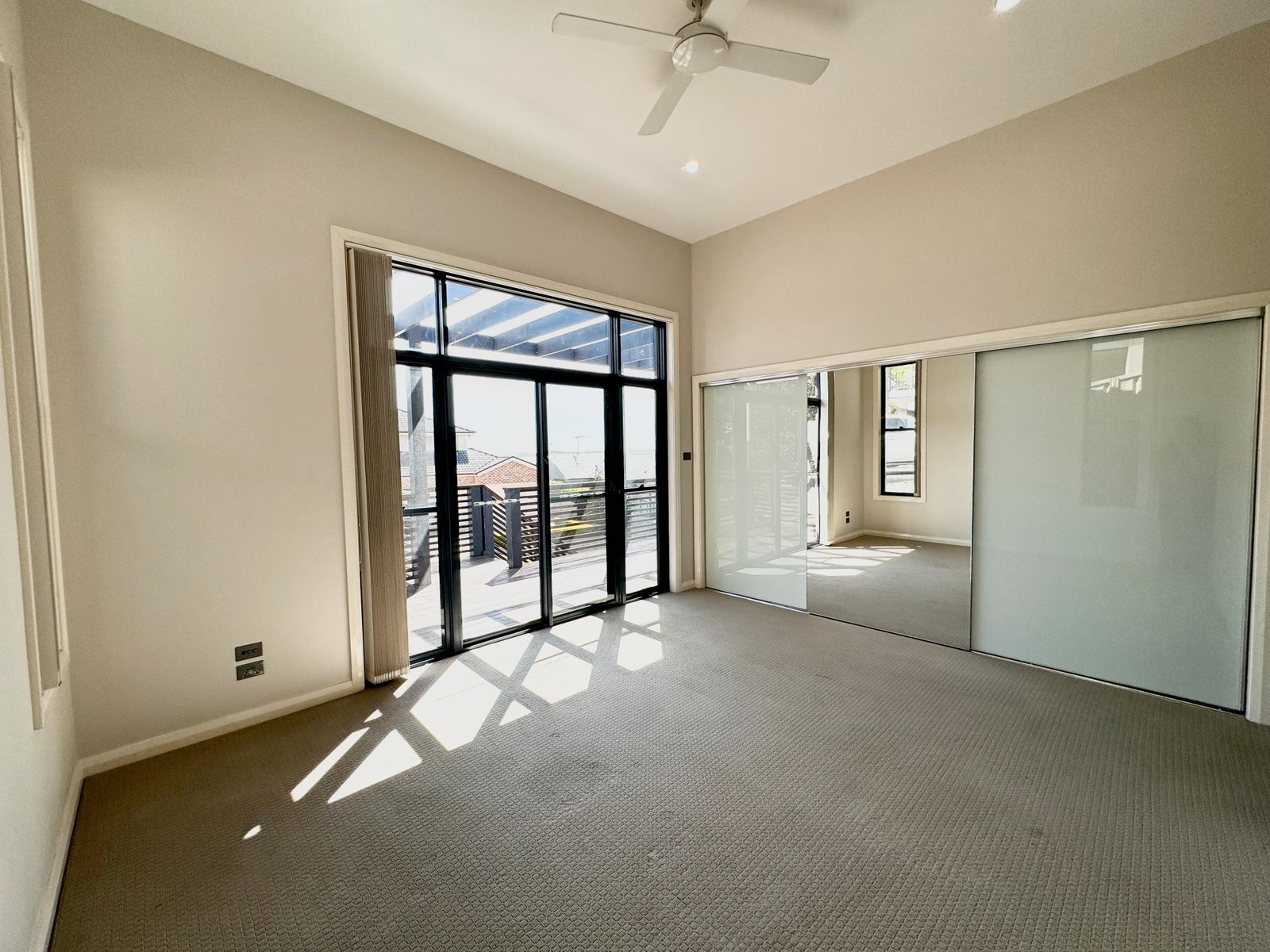 1A Dart Place CORLETTE 8