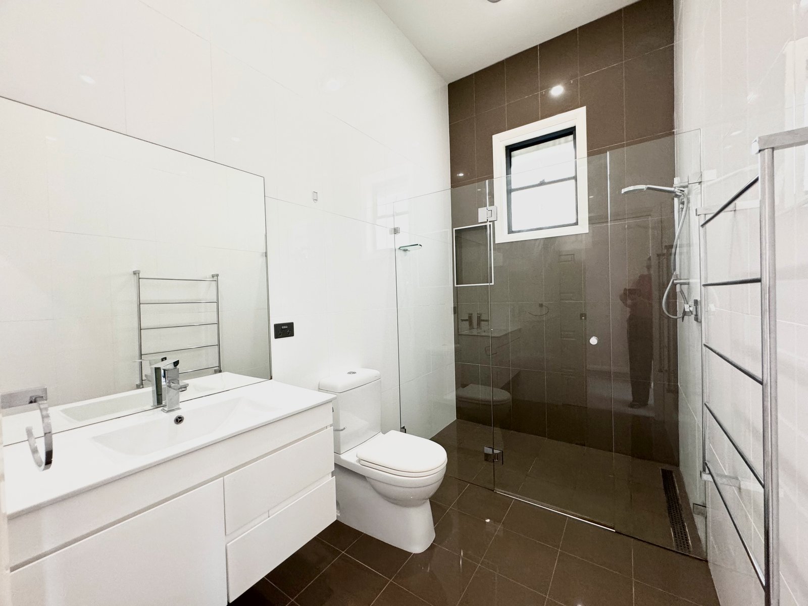 1A Dart Place CORLETTE 9