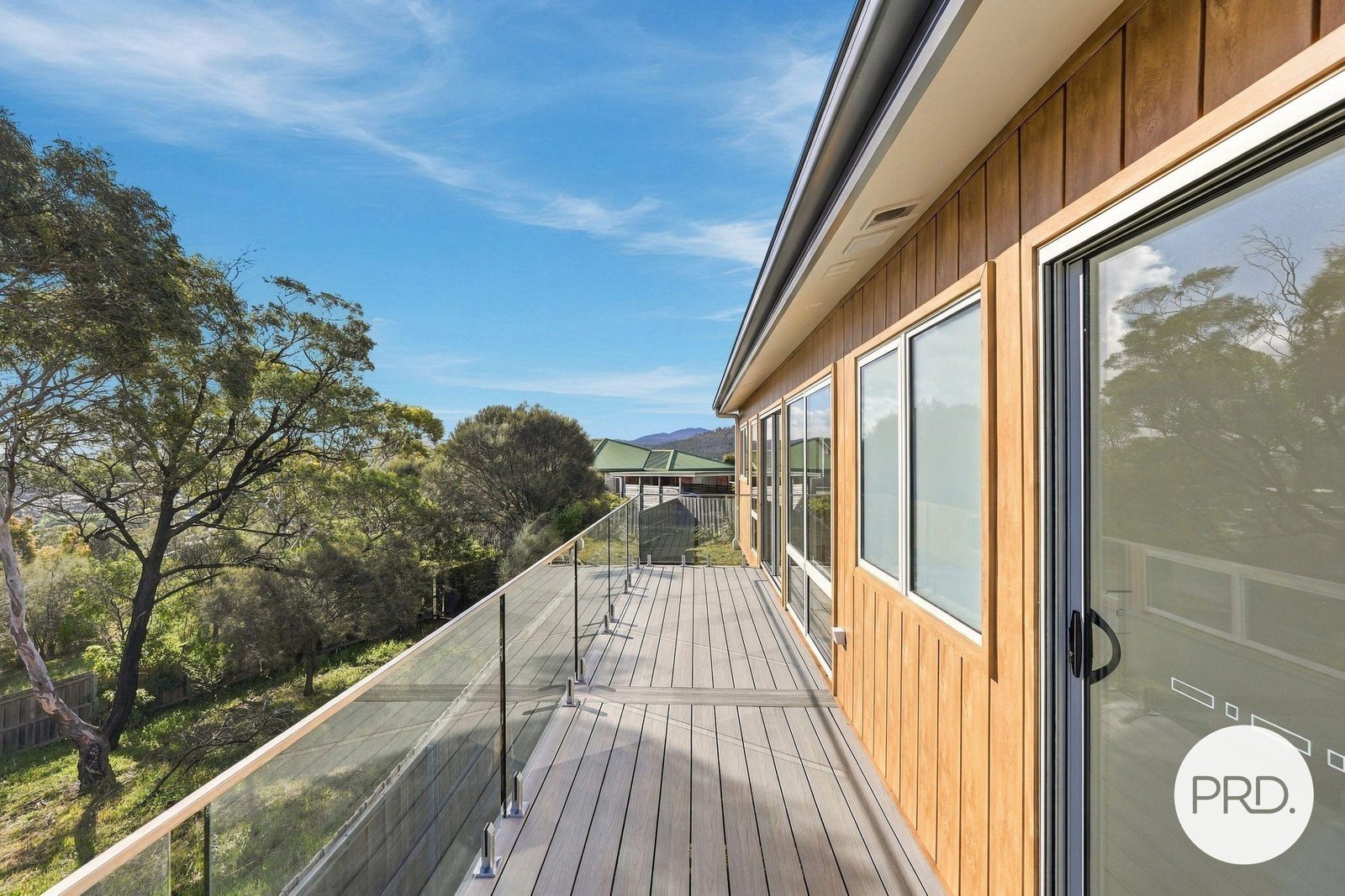 1A Dawson Court MORNINGTON 2