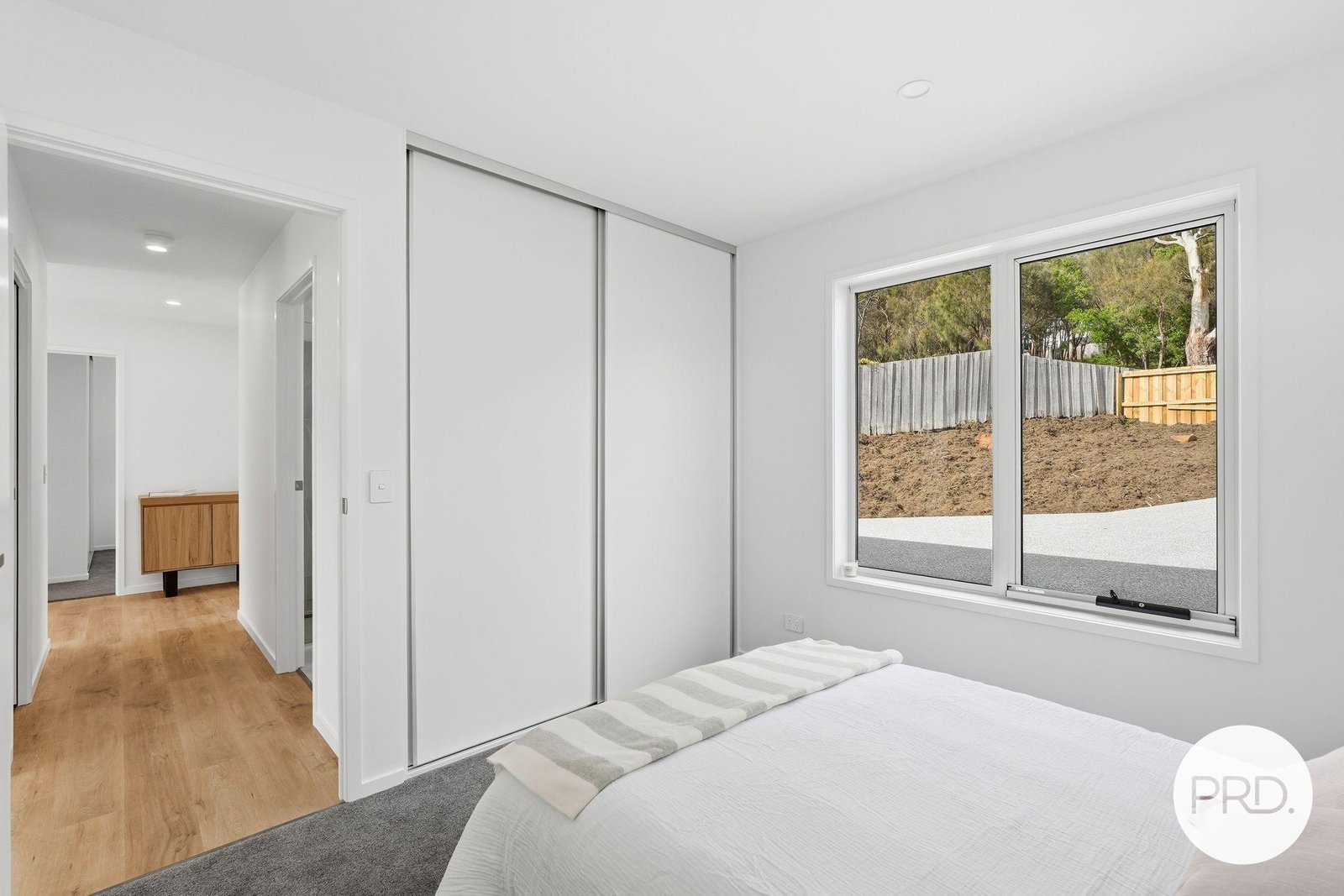 1A Dawson Court MORNINGTON 18