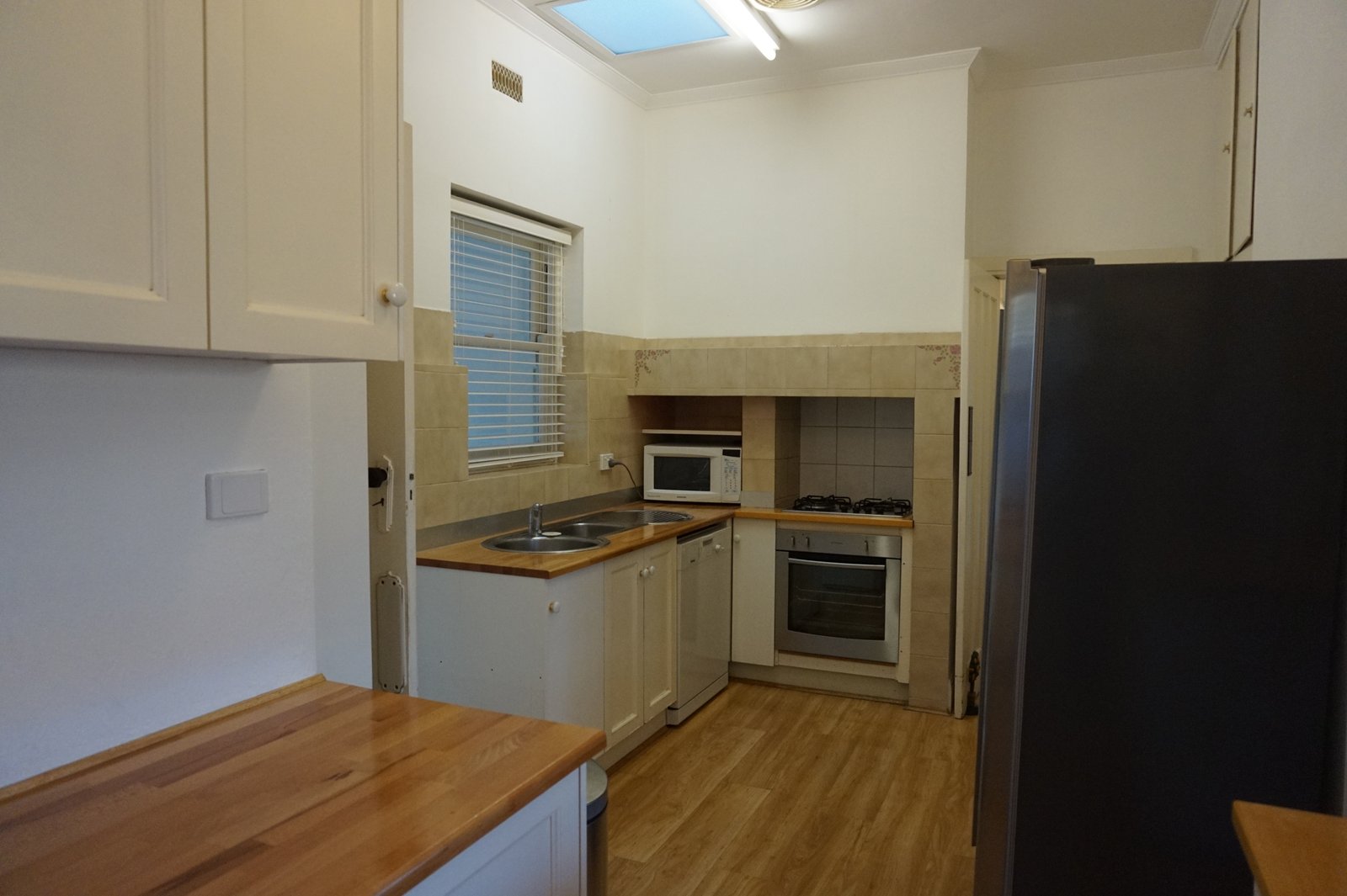 Gallery: 1A Deakin Street South