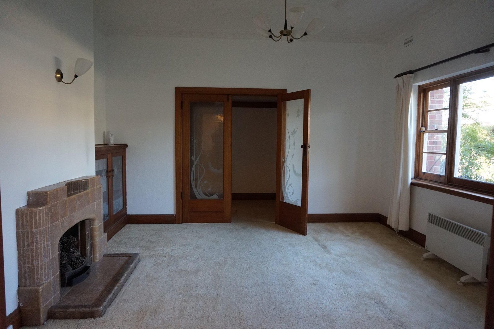 Gallery: 1A Deakin Street South