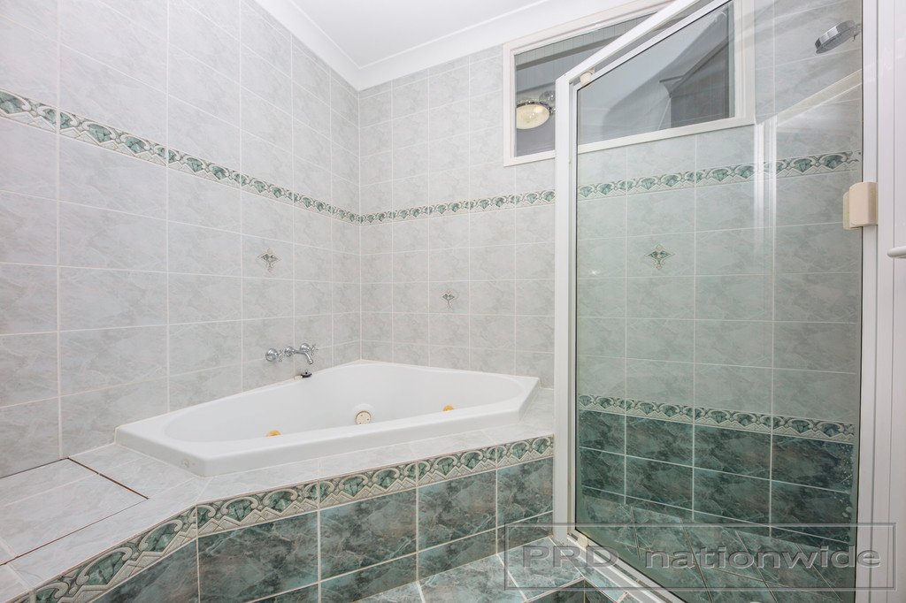 1a Eurimbla Street THORNTON 17