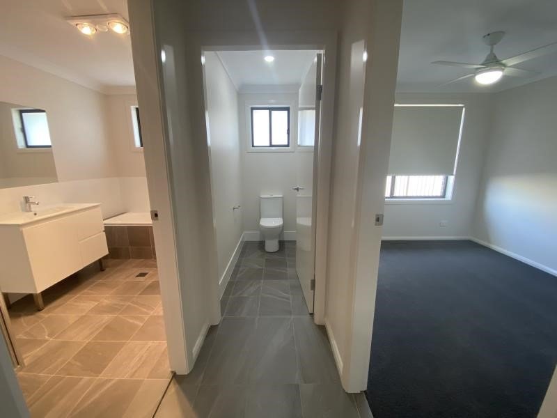 1A Explorers Way TAMWORTH 2