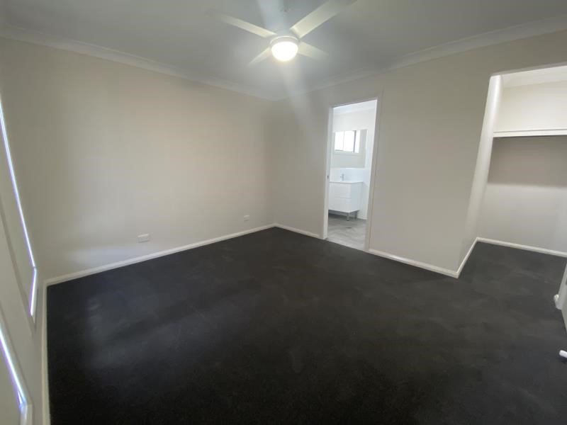 1A Explorers Way TAMWORTH 5