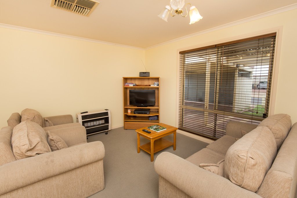 1A Fawkner Court MILDURA 6