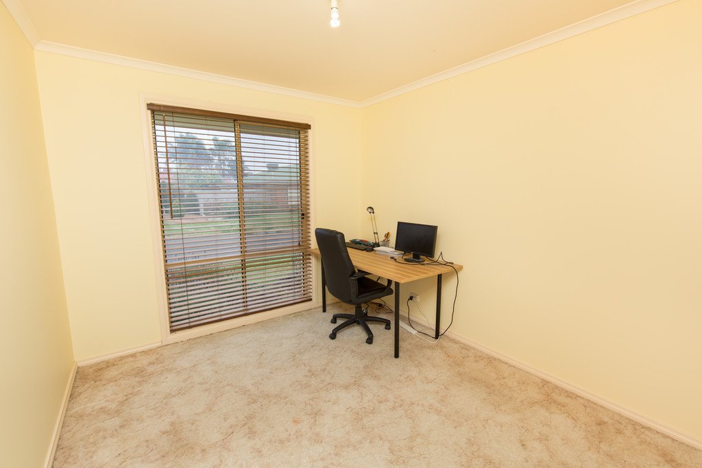 1A Fawkner Court MILDURA 9