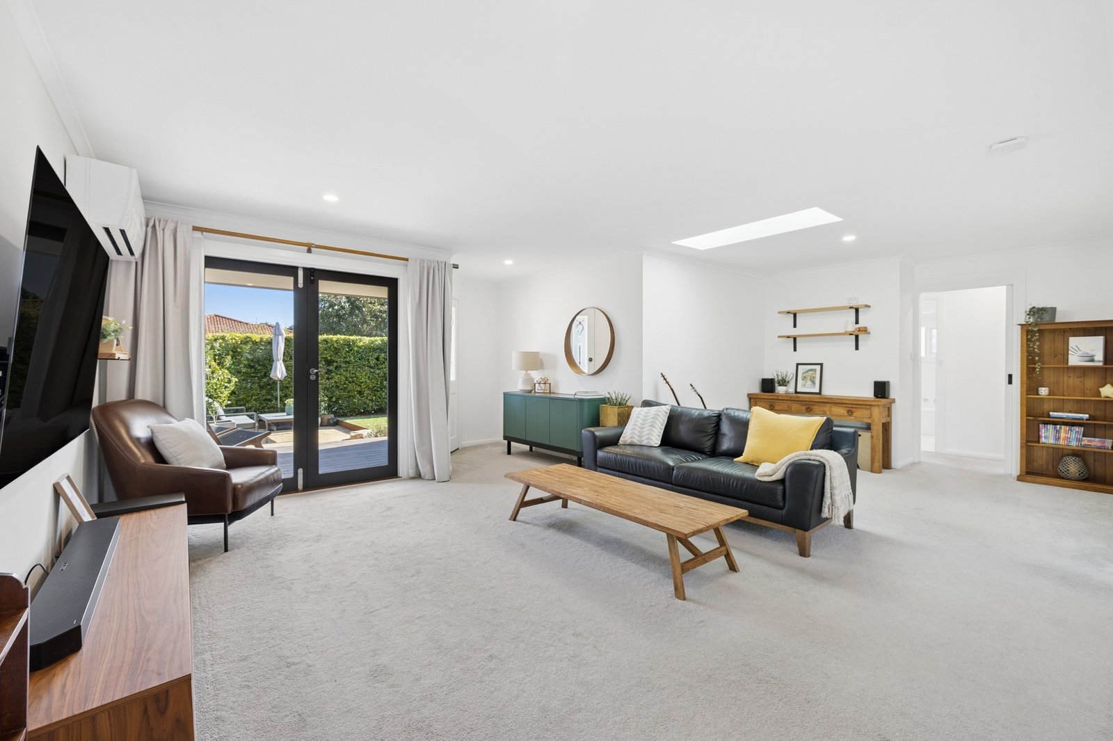 Gallery: 1A Helmich Court