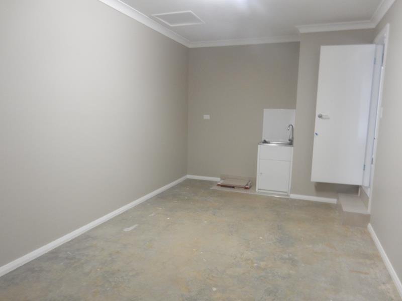1A Lake Place TAMWORTH 7