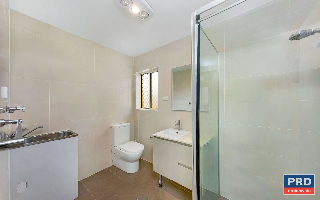 1A LINUM  MACQUARIE FIELDS 3