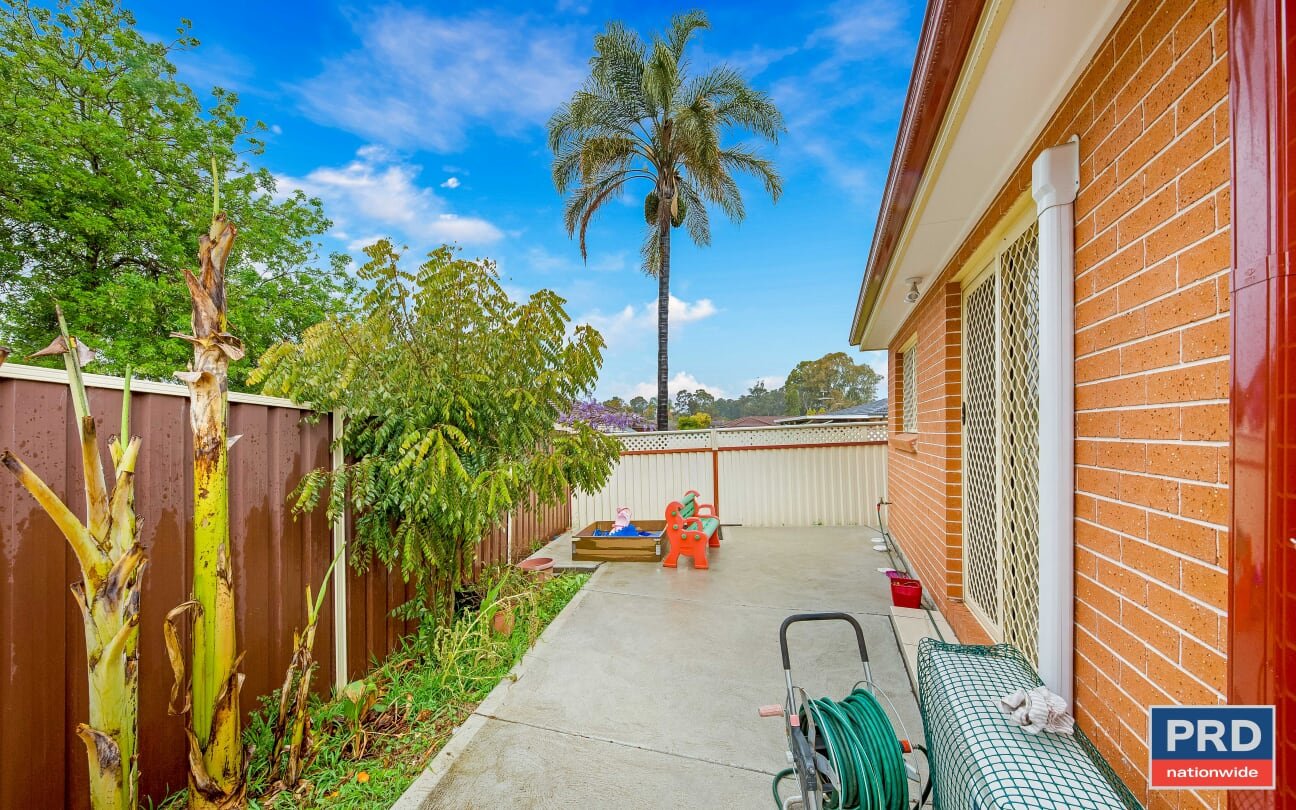 1A LINUM  MACQUARIE FIELDS 5