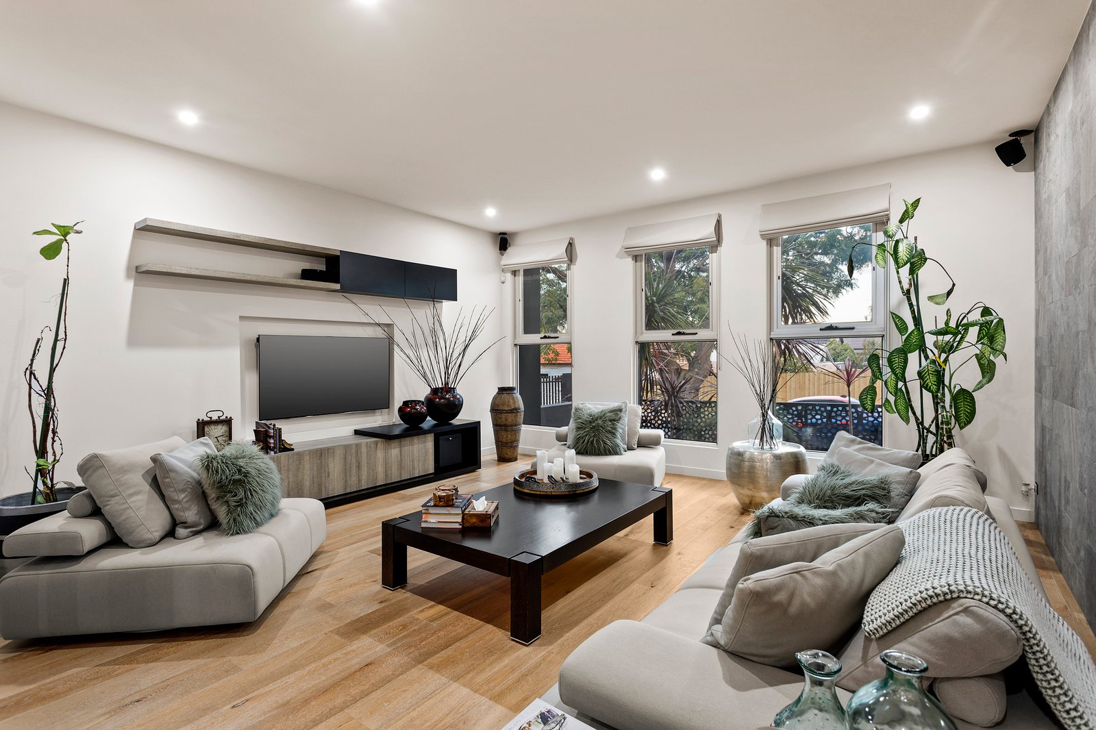 Real Estate and Property in 1A Nathan Grove, Caulfield South, VIC