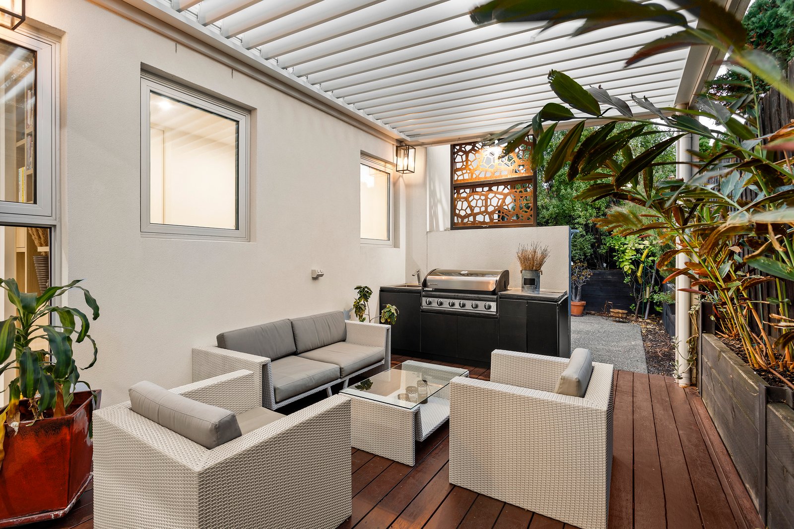 Real Estate and Property in 1A Nathan Grove, Caulfield South, VIC