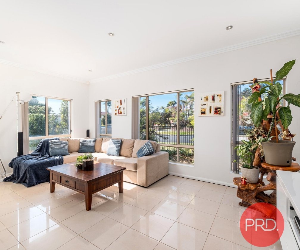 1a Ogilvie Street EAST HILLS 2