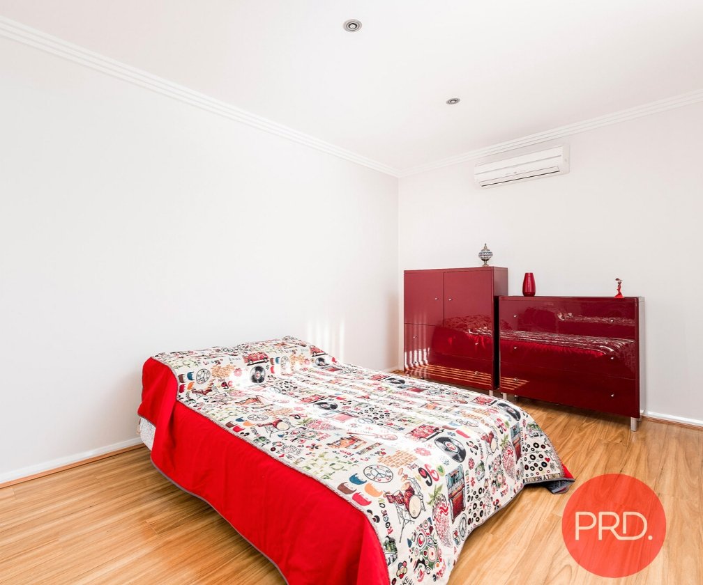 1a Ogilvie Street EAST HILLS 8