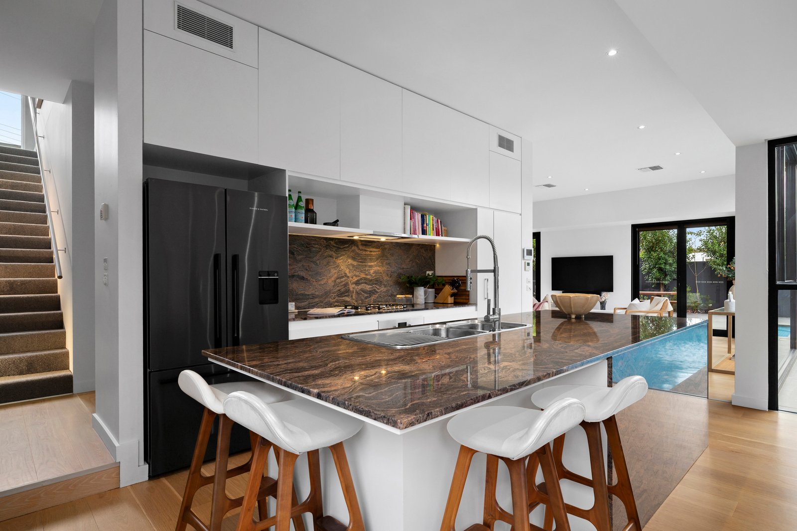 1a Raynes Park Road, Hampton, 3188