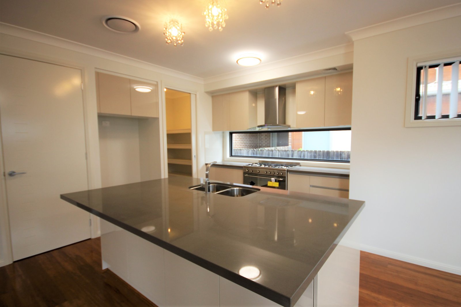 1A Robert Street SANS SOUCI 4