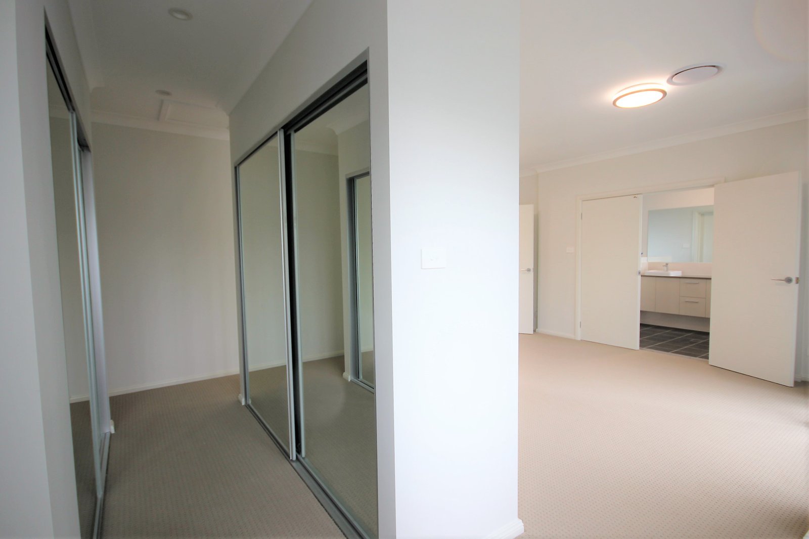1A Robert Street SANS SOUCI 7